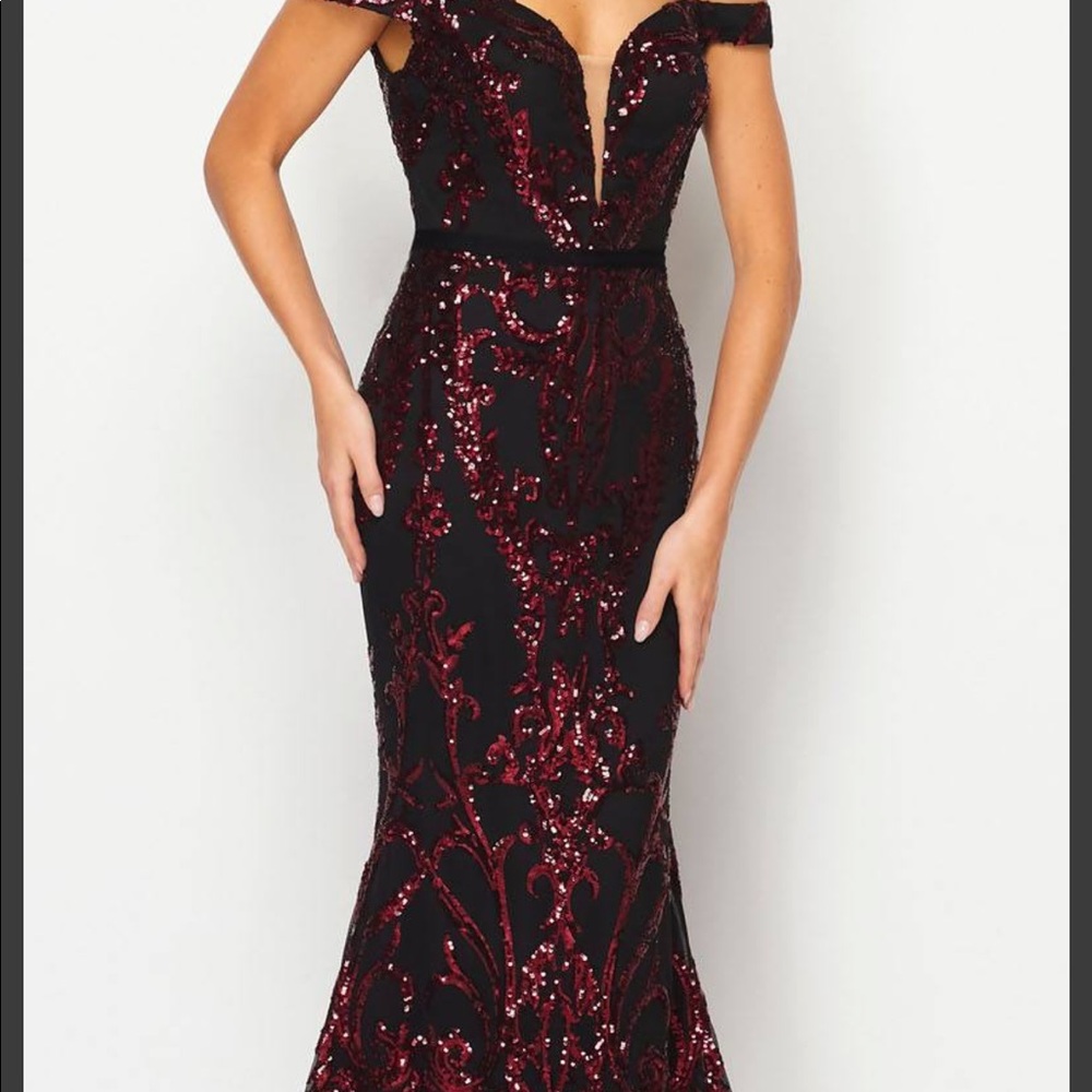 Red / Black Juliet Dress Size XXL (16-18) NEW WITH TAGS !! NEVER WORN !!